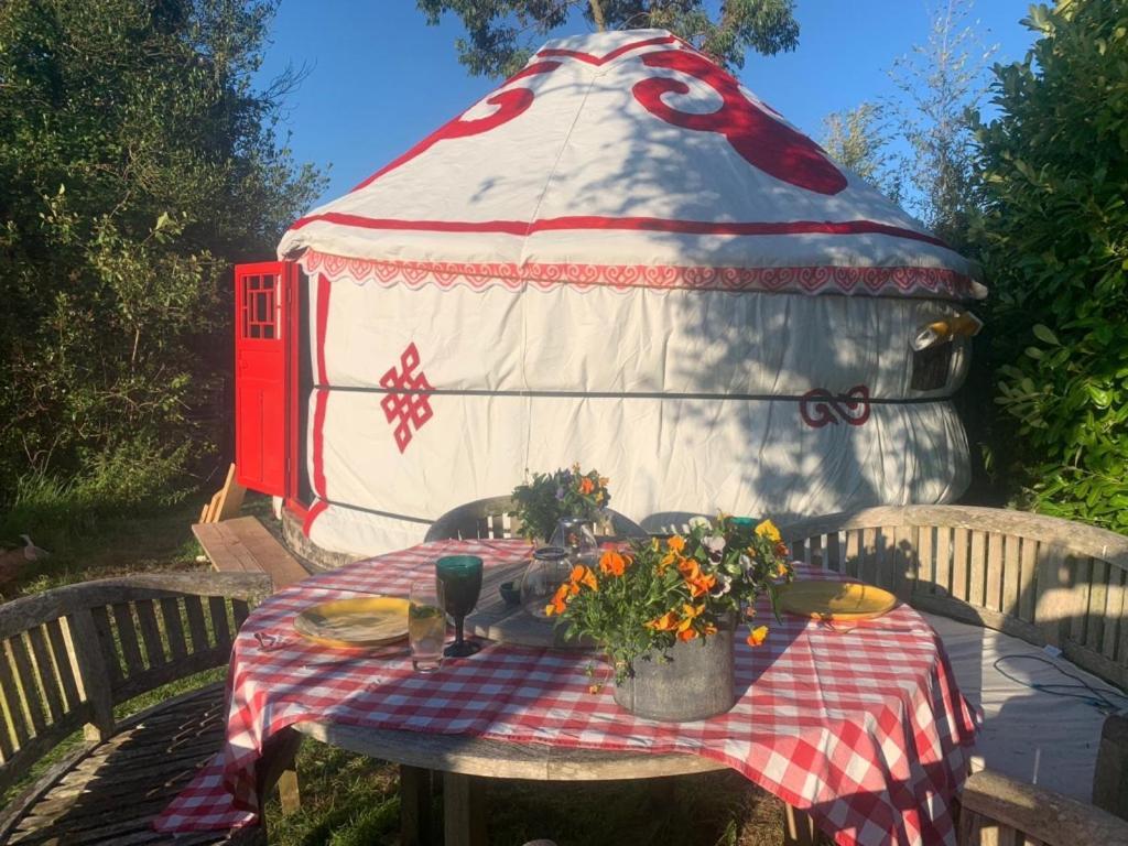 وارمينستر Traditional Yurt @ Longleat المظهر الخارجي الصورة